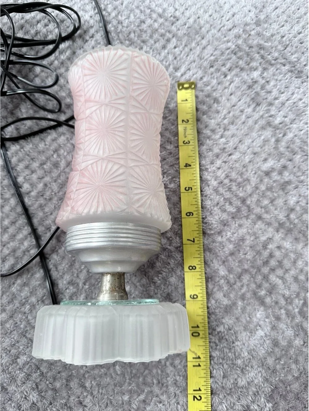 Vintage Pair Pink Satin Glass Boudoir Accent Lamps Starburst Pattern Frosted Gla